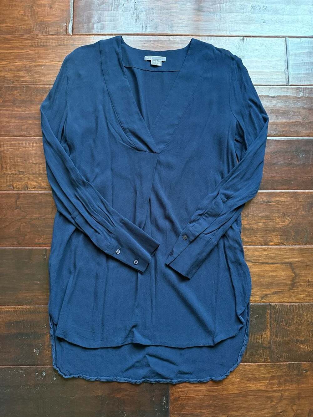 Vince Navy Blue Pleated Front V-Neck Rayon Tunic Blouse, Size XS